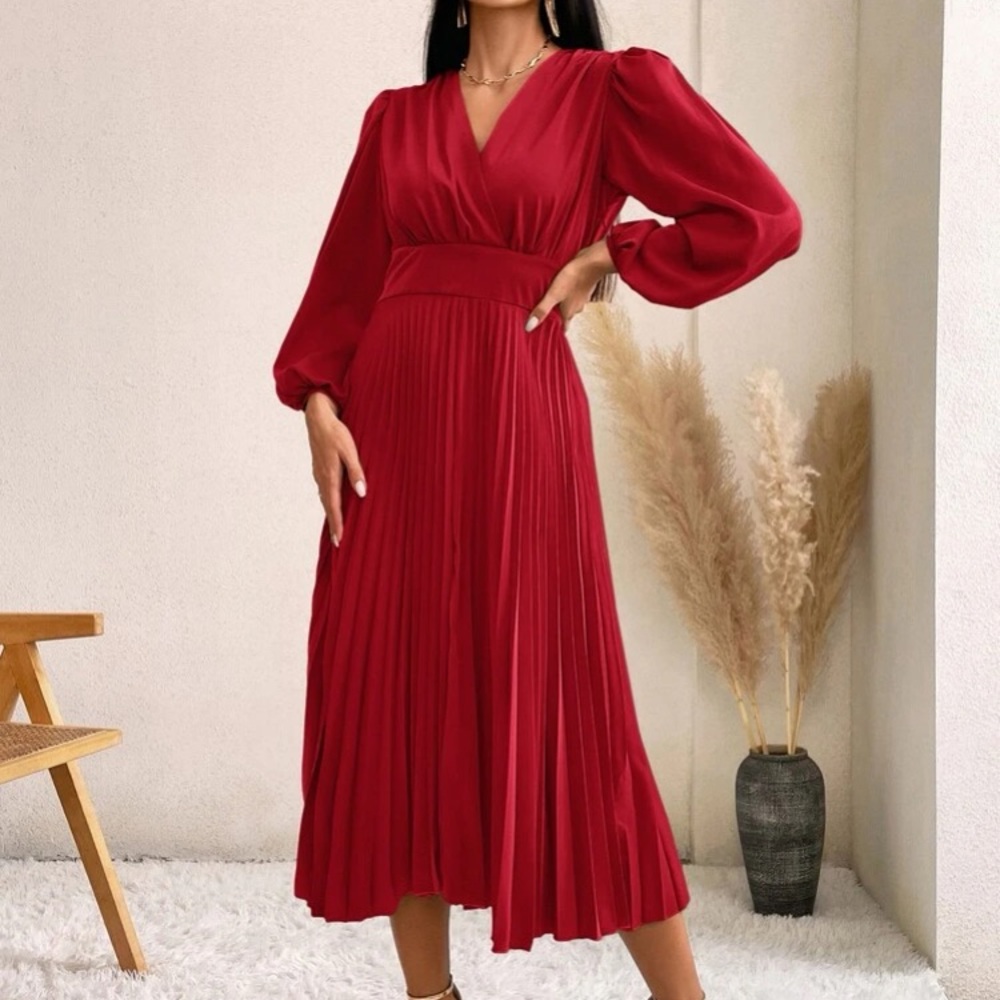 Luxe lantern sleeve pleated dress - Picture 15 of 16